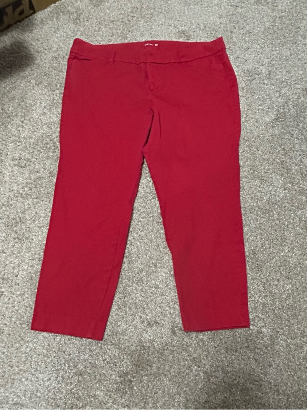 Old Navy Pixie Ankle Pants in Bright Red